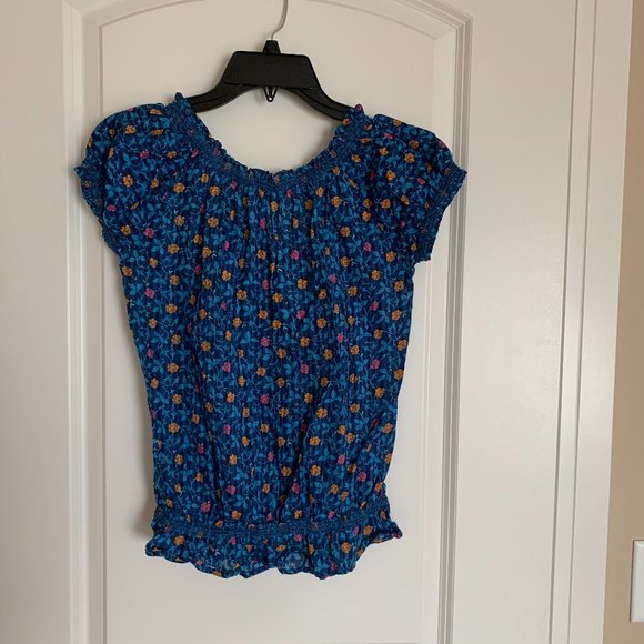 ⭐️2 /$12⭐️ Bluenotes Floral Top, Cotton, Size S - Picture 2 of 4